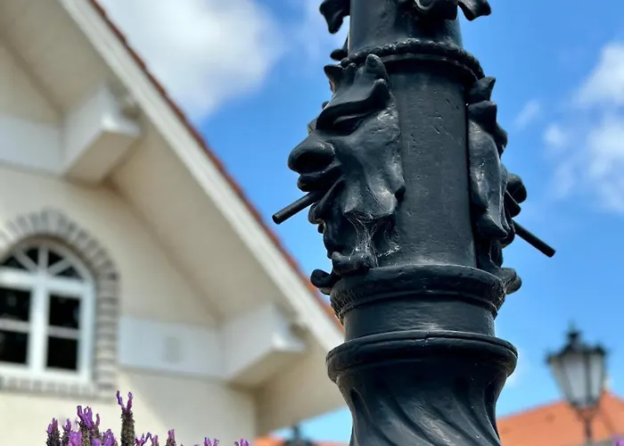 בית הארחה Ello 3*